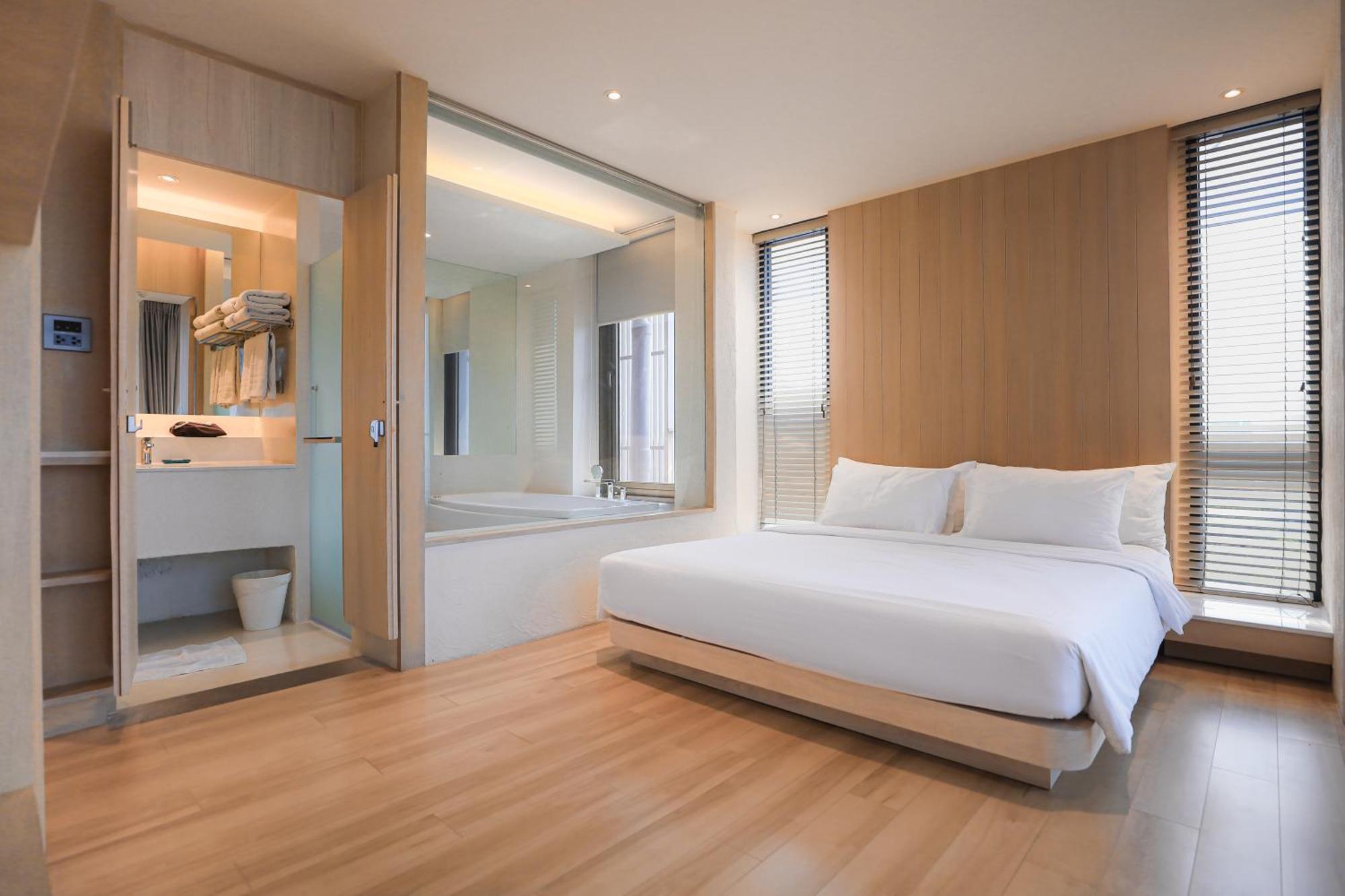 Balcony Seaside Sriracha Hotel & Serviced Apartments Si Racha Exterior foto