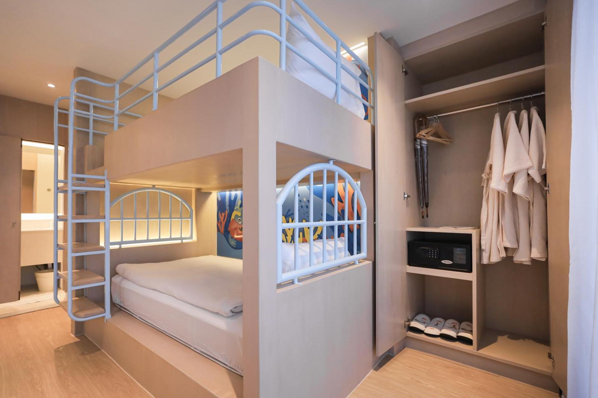 Balcony Seaside Sriracha Hotel & Serviced Apartments Si Racha Exterior foto