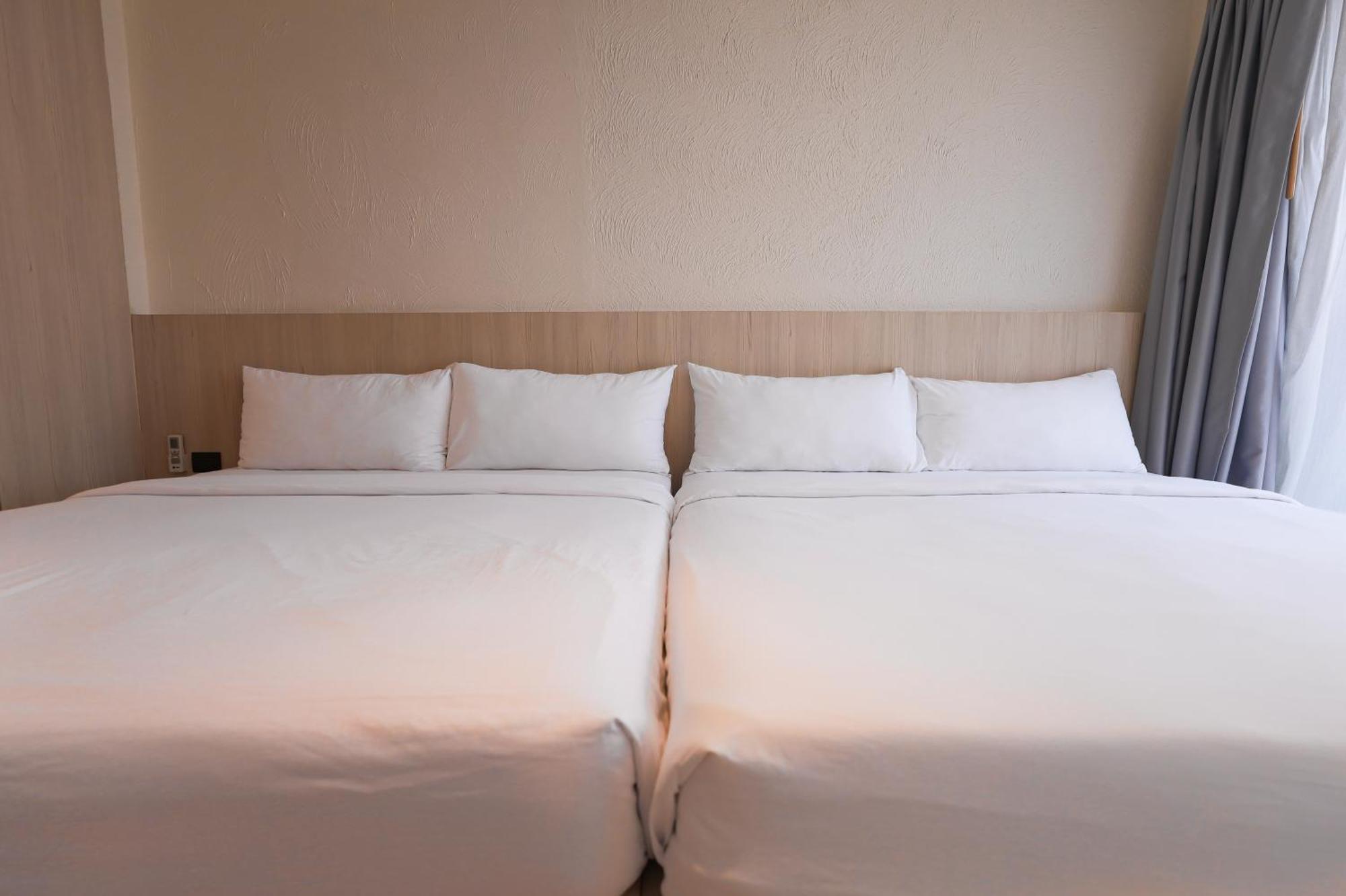 Balcony Seaside Sriracha Hotel & Serviced Apartments Si Racha Exterior foto